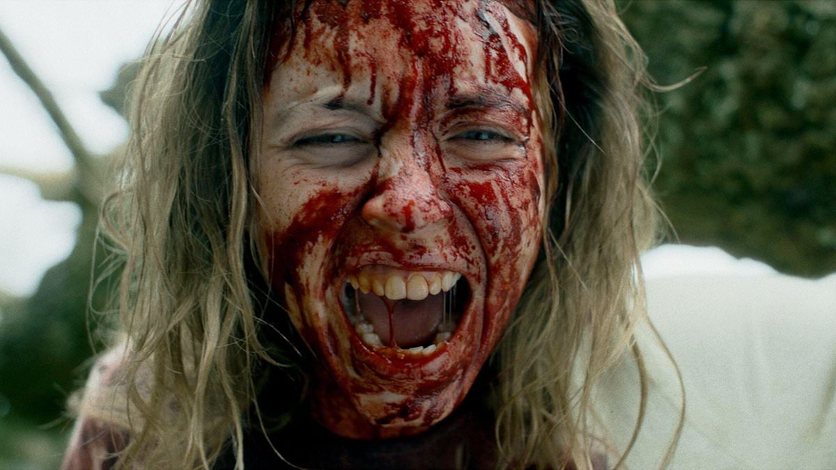 Sydney Sweeney’s GRUESOME new psychological thriller Immaculate leaves viewers VOMITING in horror: ‘Literally just threw up in the cinema’ [Video]