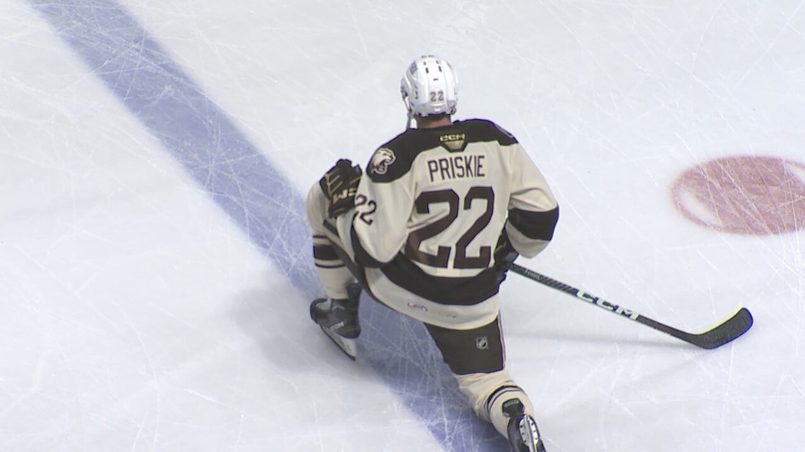 Hershey Bears’ Chase Priskie talks about balancing his faith alongside professional hockey [Video]