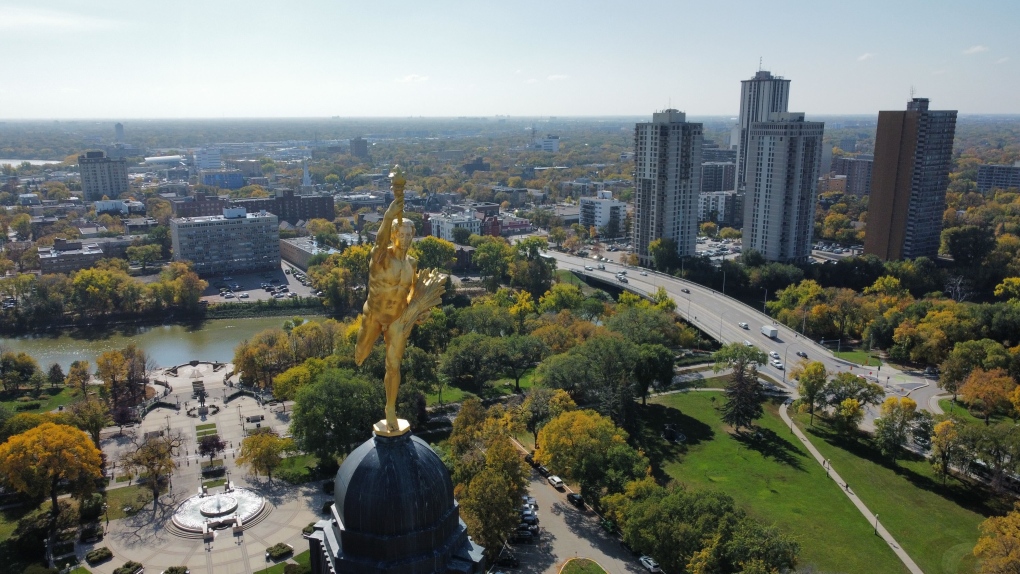 Manitoba news: Wab Kinew says legislature prayer may be changed [Video]