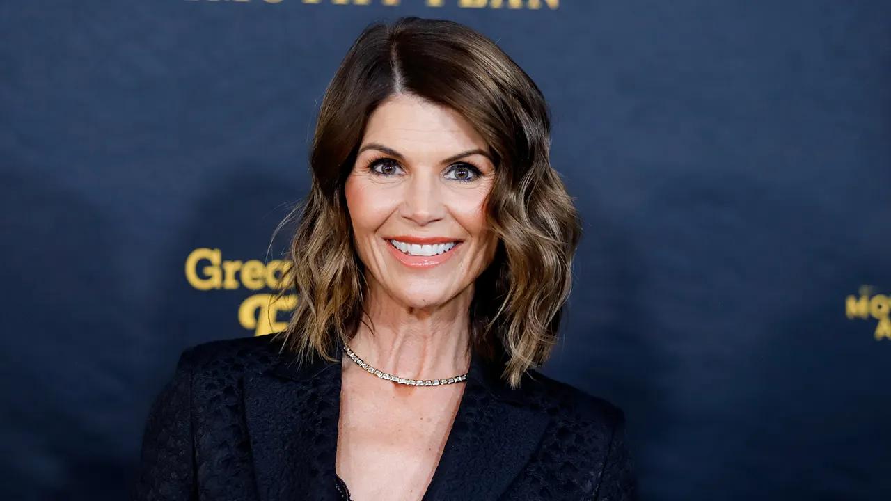 Full House’s’ Lori Loughlin says no one is perfect in first big interview since college admissions scandal [Video]