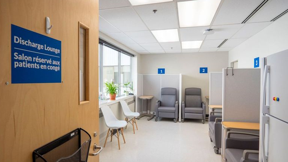 N.B. news: Dr. Everett Chalmers Regional Hospital’s new discharge lounge helping patient flow [Video]