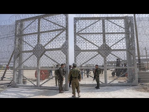 Israel re-opens crossing to allow aid to flow into the hard-hit northern Gaza Strip [Video]