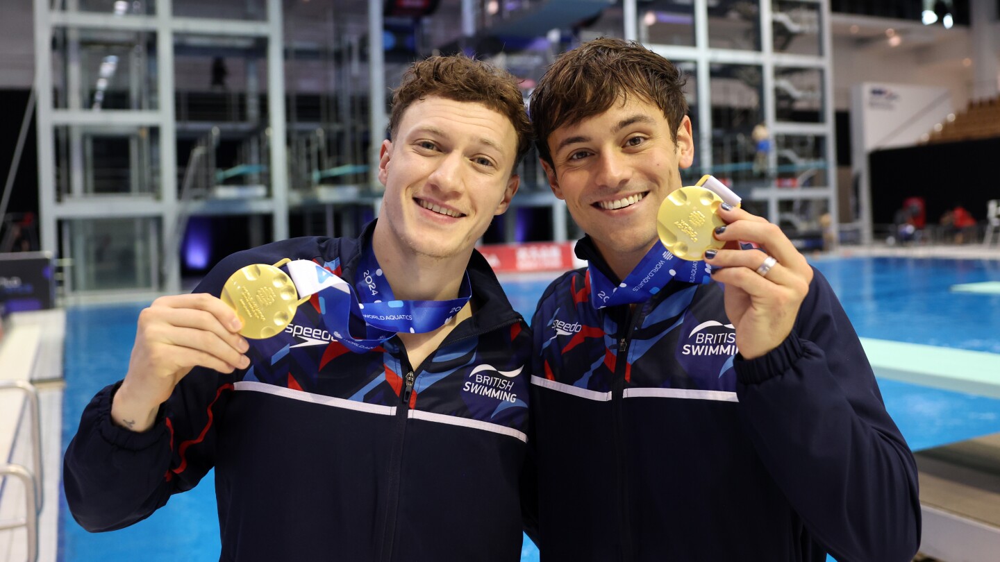 Tom Daley named to fifth British Olympic diving team with new synchro partner [Video]