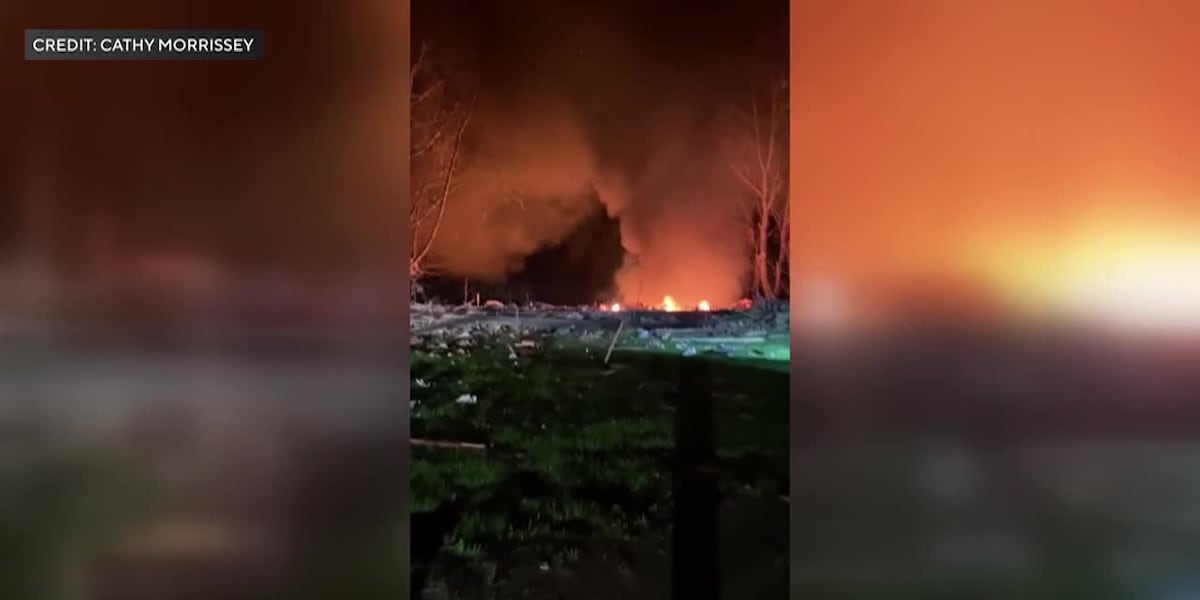 Mobile home explosion kills couple, leaves ‘mass destruction’ [Video]