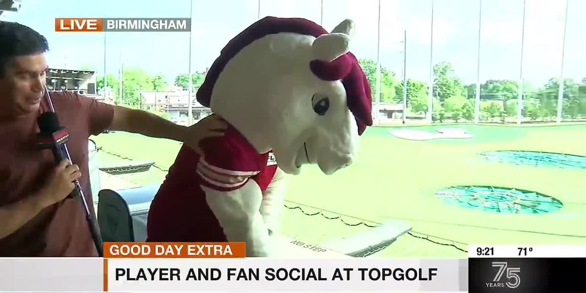Birmingham Stallions Fan and Player Social at TopGolf [Video]