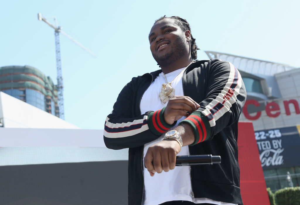 Tee Grizzley Helps Three Detroit Mothers Leave Shelter, Find Homes [Video]