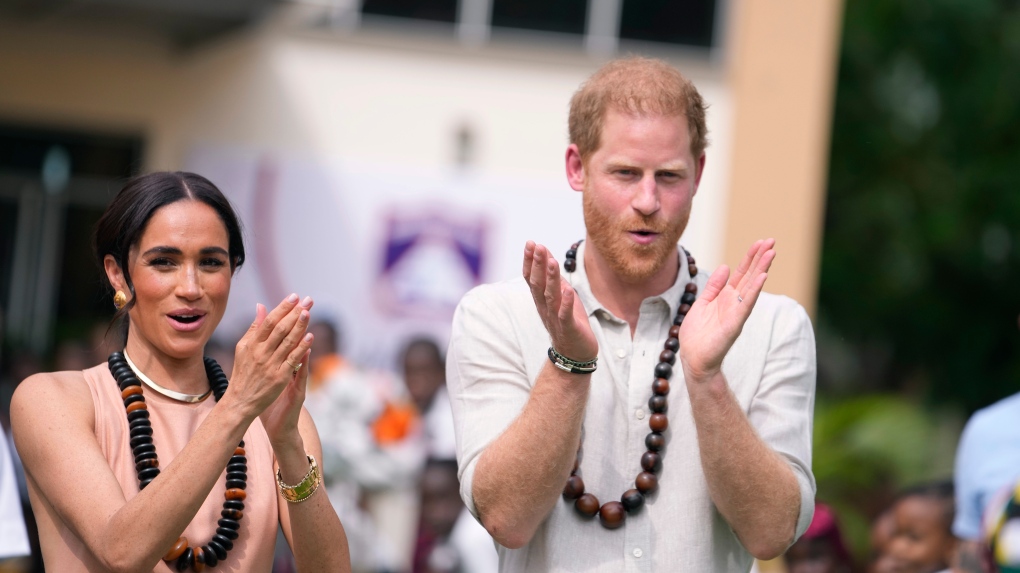 Harry and Meghan in Nigeria: traditional attire and warm welcomes [Video]