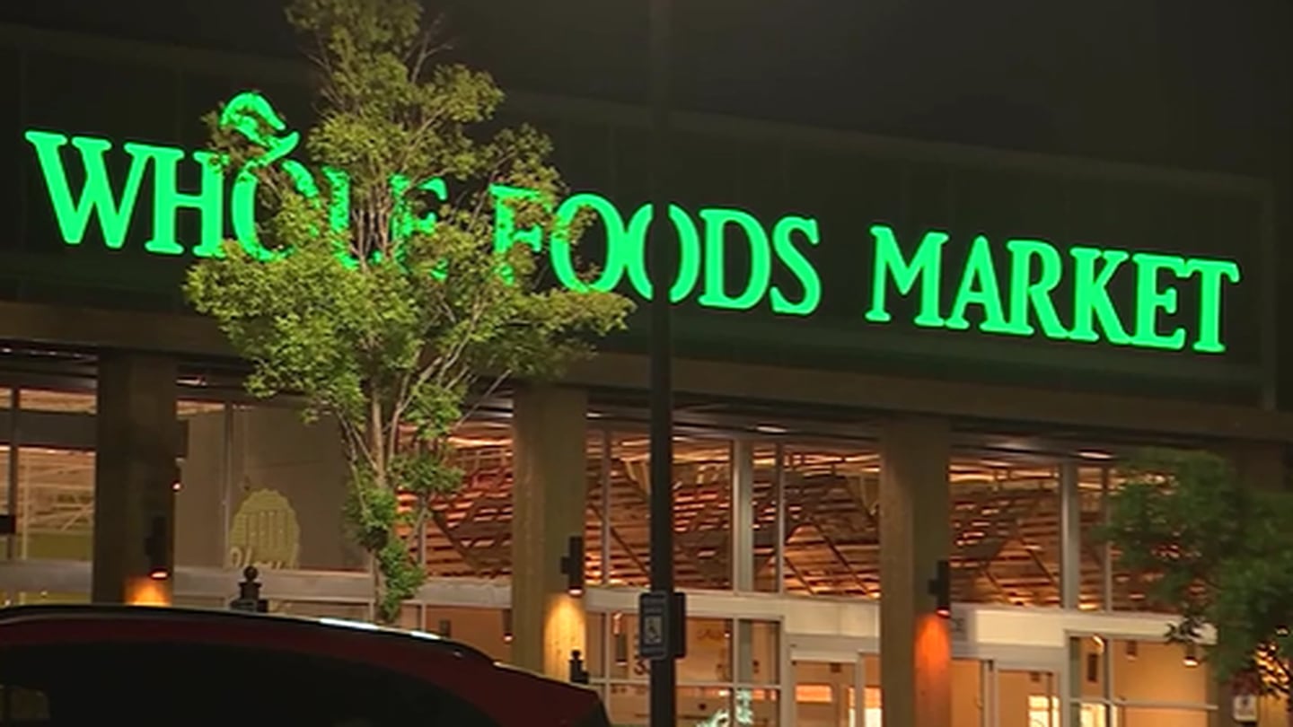 Woman screams for help, chases after man who assaulted her at Whole Foods  WSB-TV Channel 2 [Video]