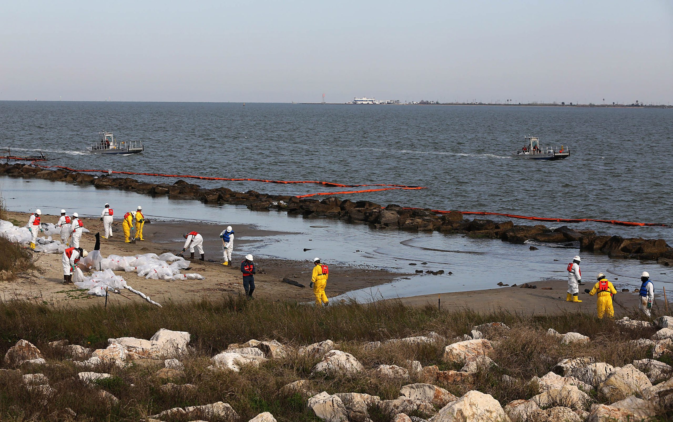 Barge Hits Texas Bridge Causing Oil Spill: Everything We Know [Video]