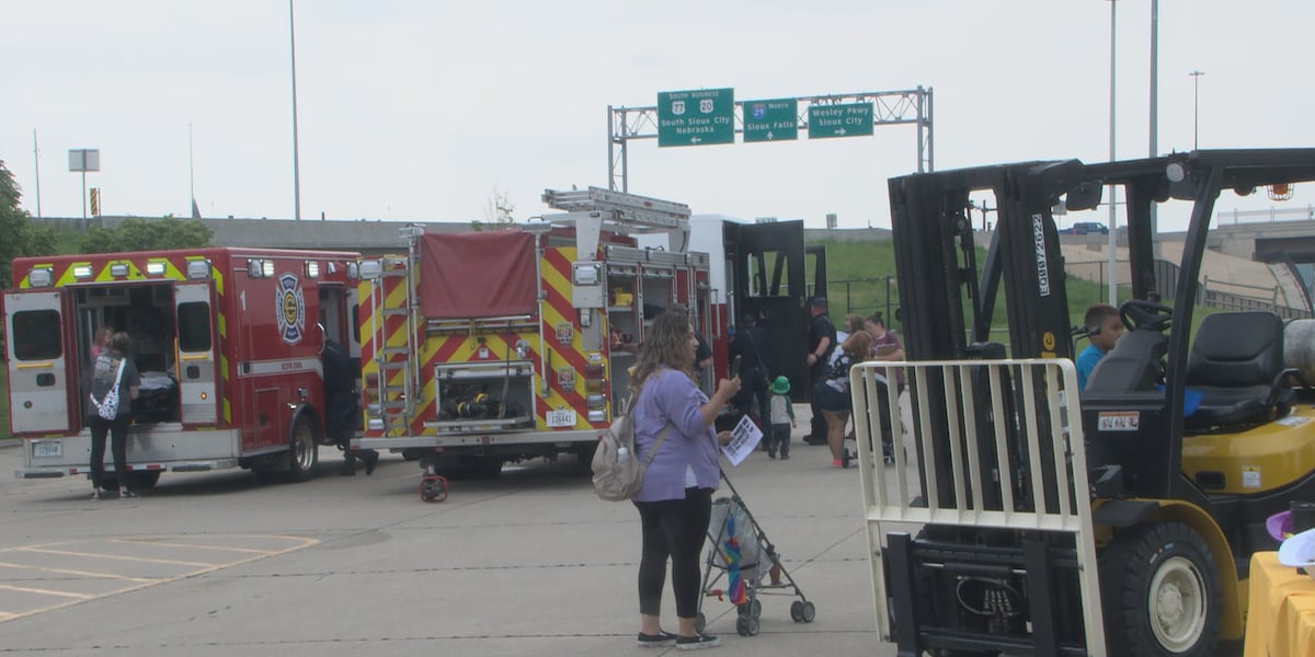 We love this event - Community Action Agency of Siouxland holds annual Big Truck Night [Video]