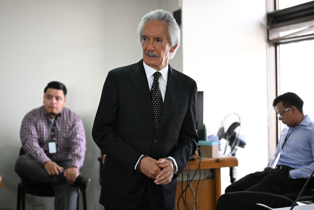 Guatemala: Imprisoned Journalist Juan Ruben Zamora Finally Released After 2 Years | Latin Post [Video]