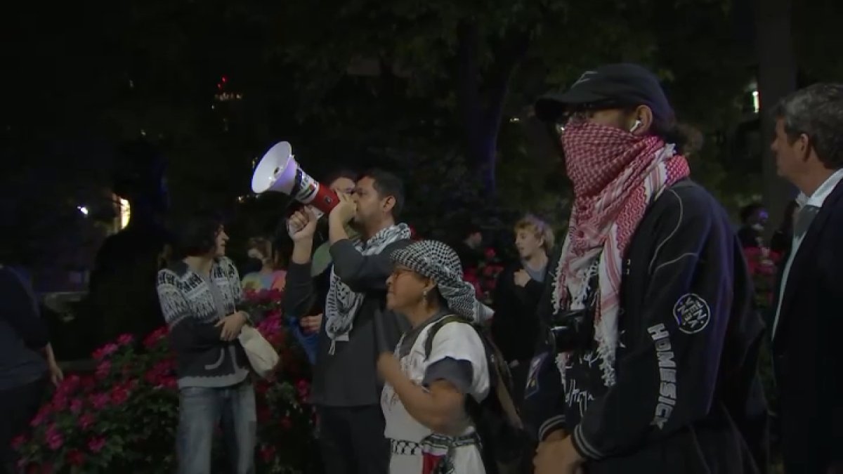 People took to the streets of Philly holding Palestinian flags  NBC10 Philadelphia [Video]