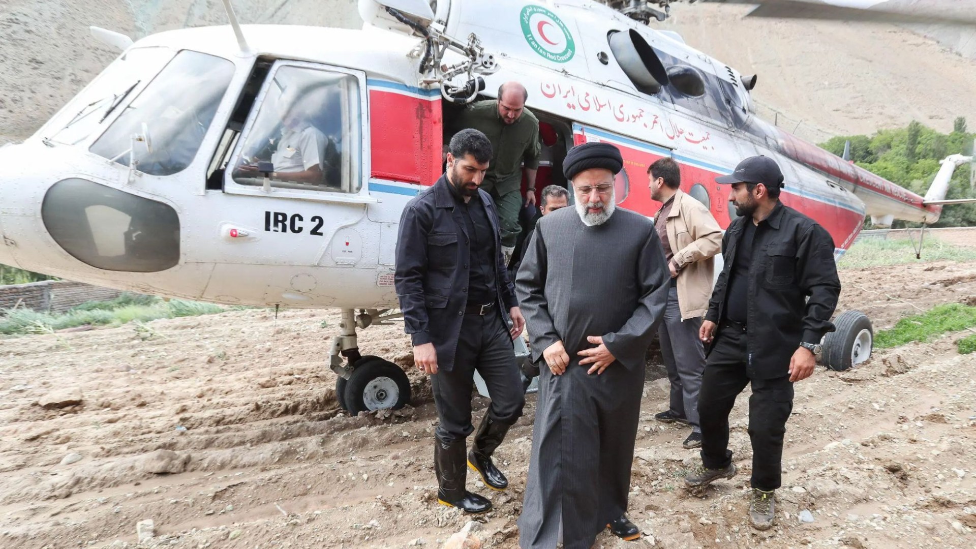 Missing Iranian president’s ‘life at risk’ after helicopter crashes sparking massive search operation [Video]