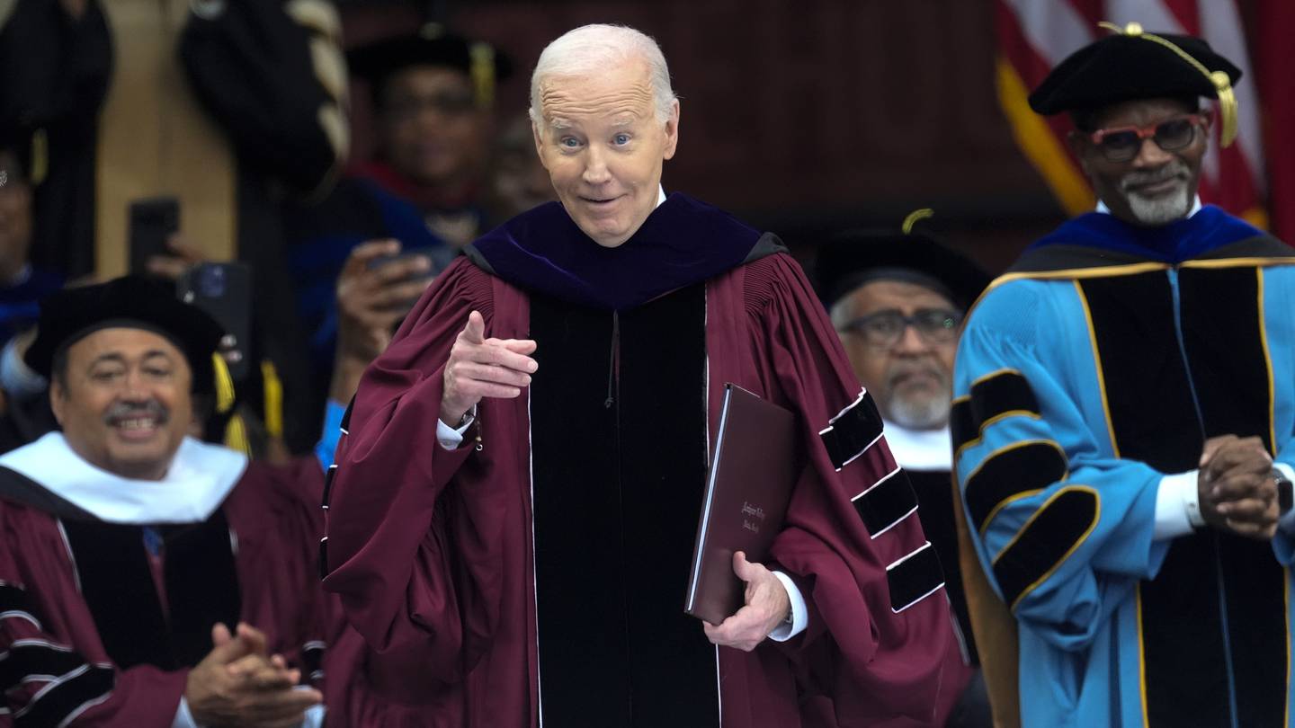 Biden tells Morehouse graduates that he hears their voices of protest over the war in Gaza  WSB-TV Channel 2 [Video]