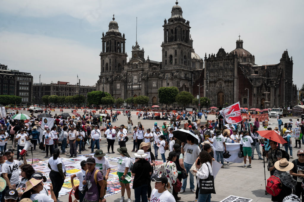 Mexico President Andres Manuel Lopez Faces Massive Protest as Tens of Thousands Marched Against Him | Latin Post [Video]