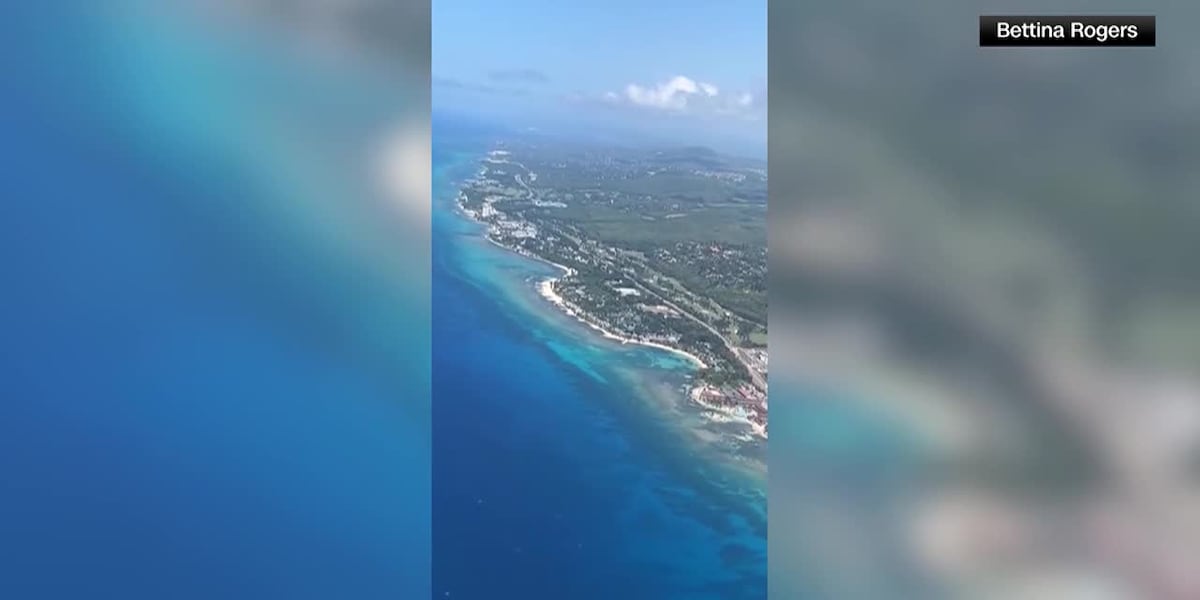 Spirit flight turns around after issue [Video]