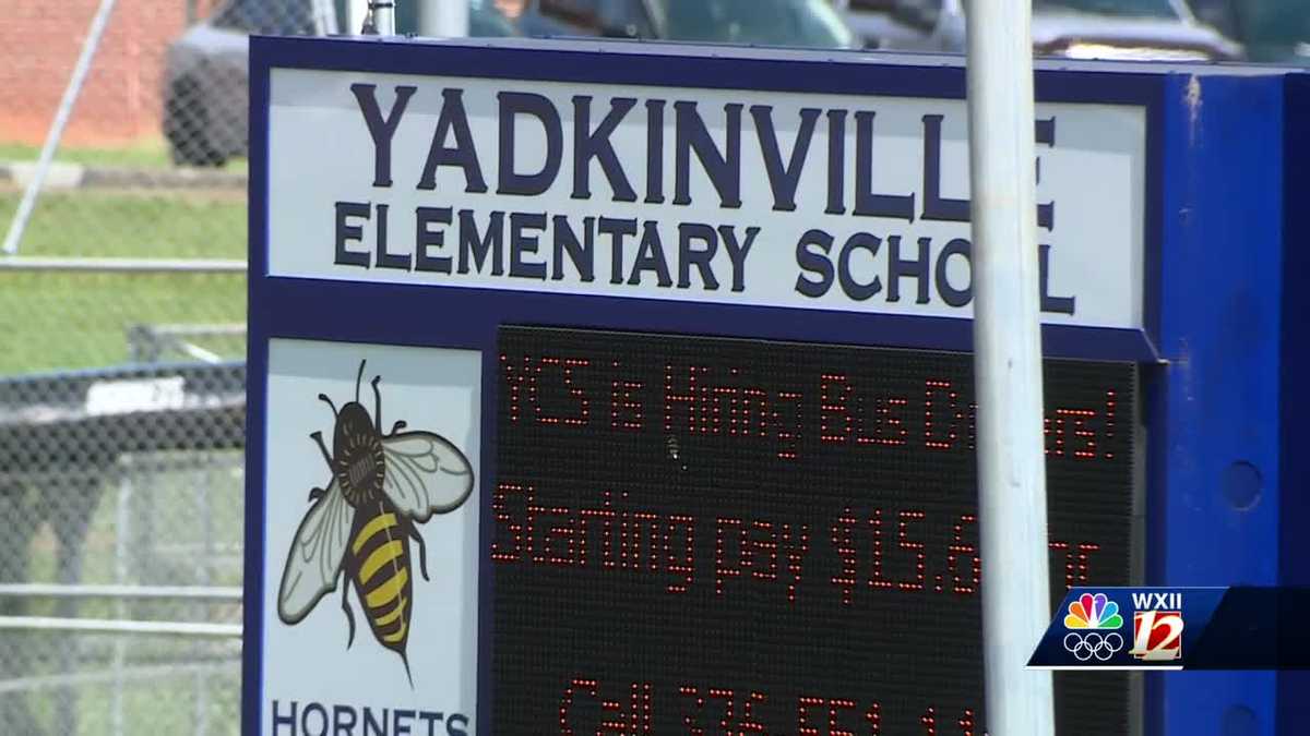 Parents outraged as Yadkin County School system teacher’s assistant accused of biting student [Video]