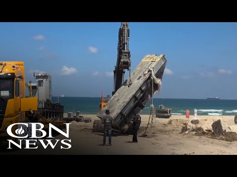 $1.5B US Taxpayer-Funded Aid Pier Busts Apart in Gaza [Video]