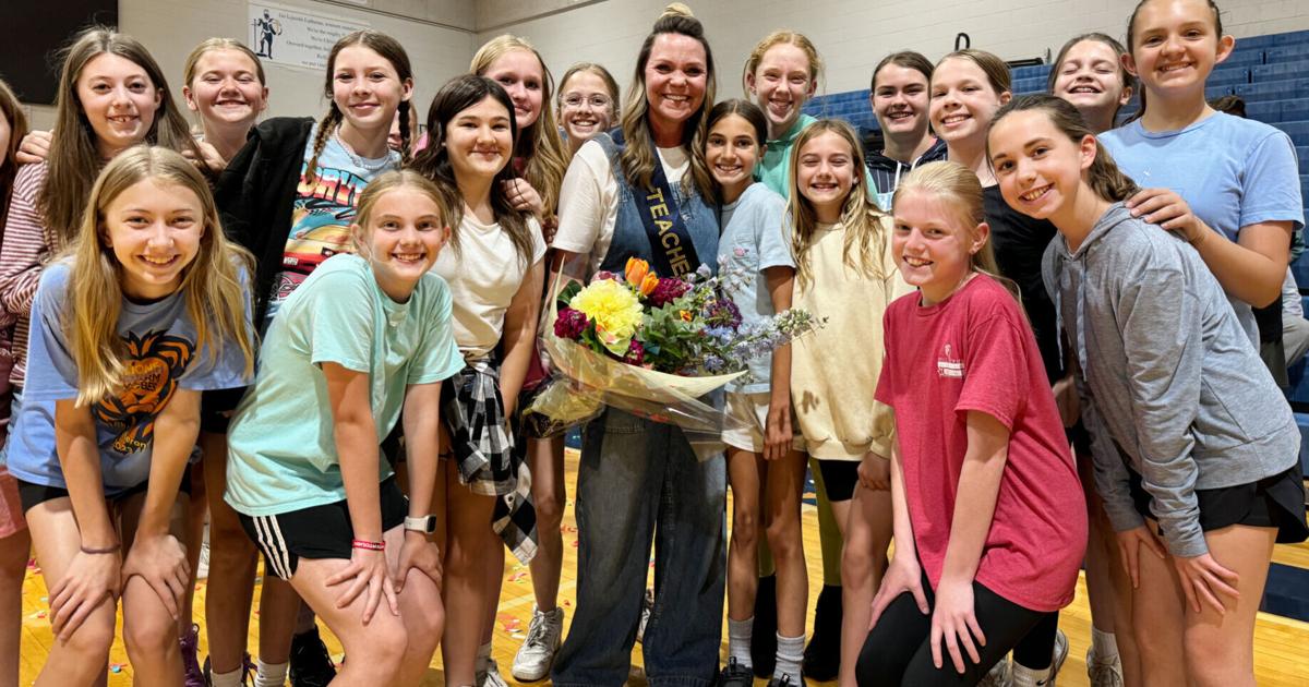 Lincoln Lutheran teacher honored with prestigious award [Video]
