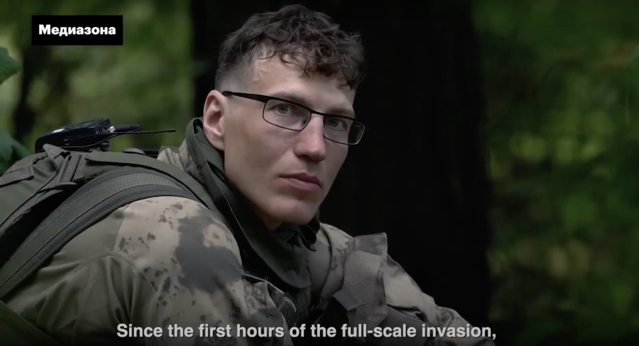 Russian anarchist fights alongside Ukrainian forces with hope of bringing revolution to Russia [Video]