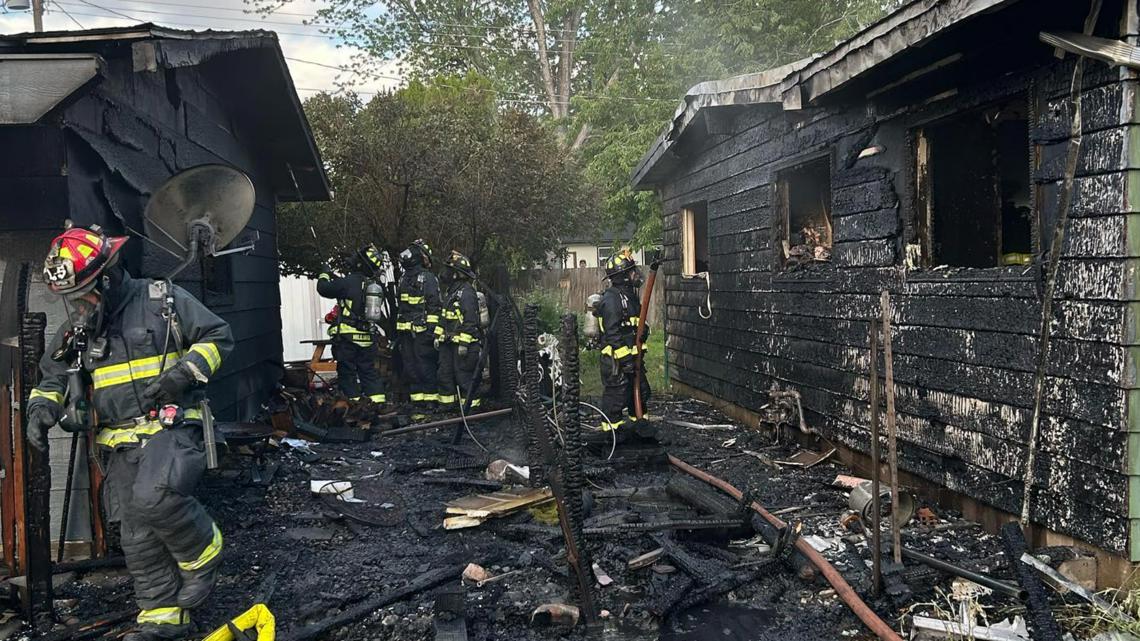 Multiple people displaced after fire burns 2 homes in Boise [Video]