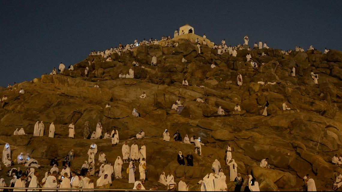 Pilgrims complete Hajj as Muslims celebrate Eid al-Adha [Video]
