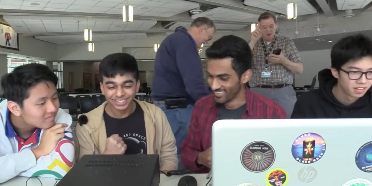Camas HS radio club makes contact with International Space Station [Video]