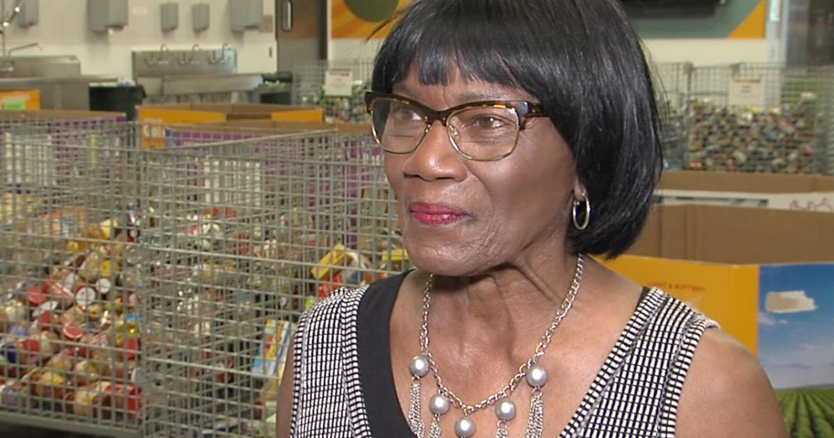 VOLUNTEER OF THE YEAR: Tulsa woman gives back to food bank for 10 years [Video]