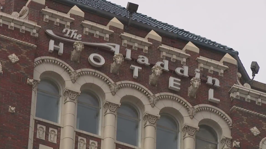 A new apartment life for Kansas Citys historic Aladdin Hotel [Video]