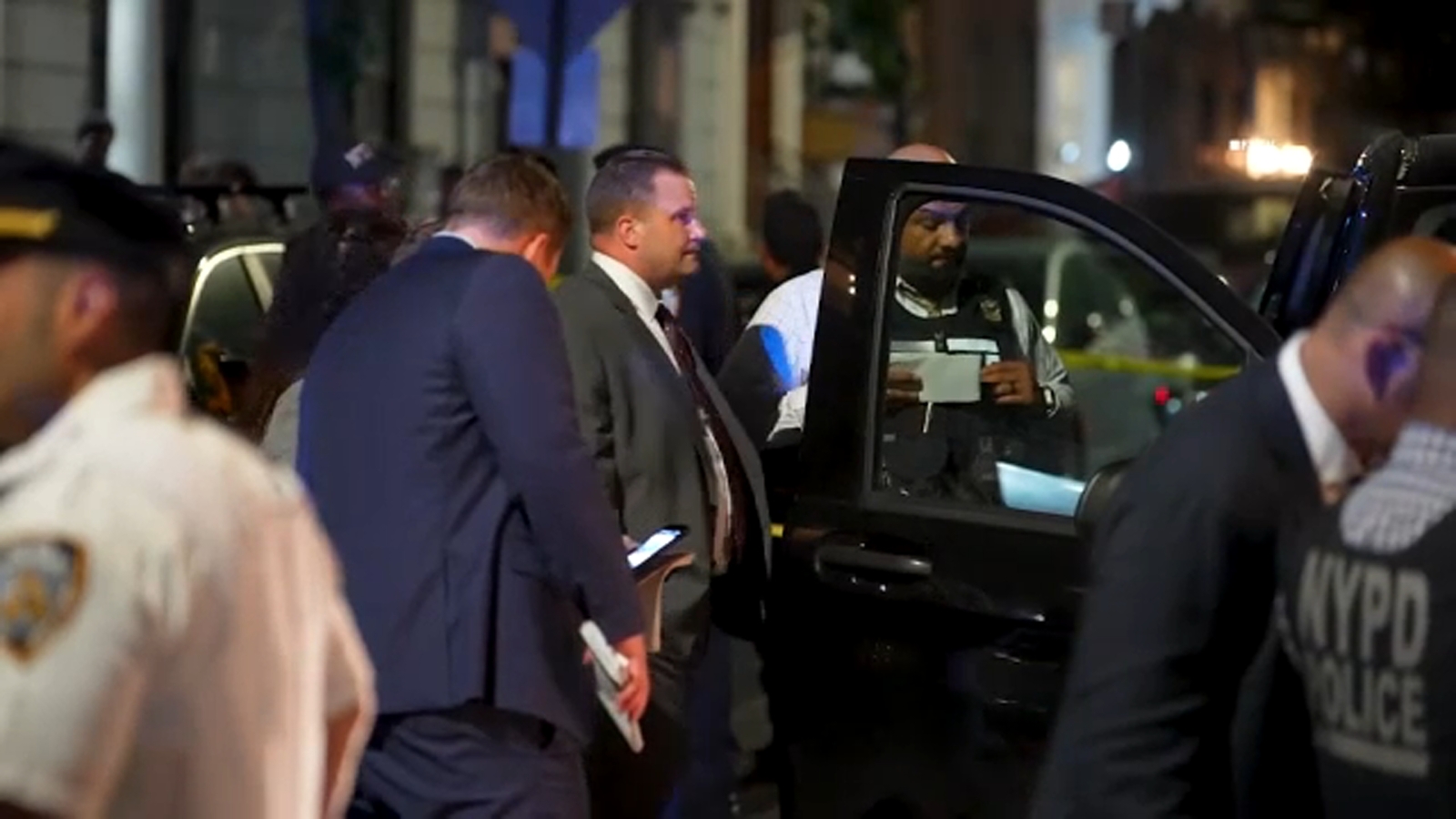 Brooklyn crime: Search for 2 men after for-hire driver shot in head in Prospect Heights [Video]