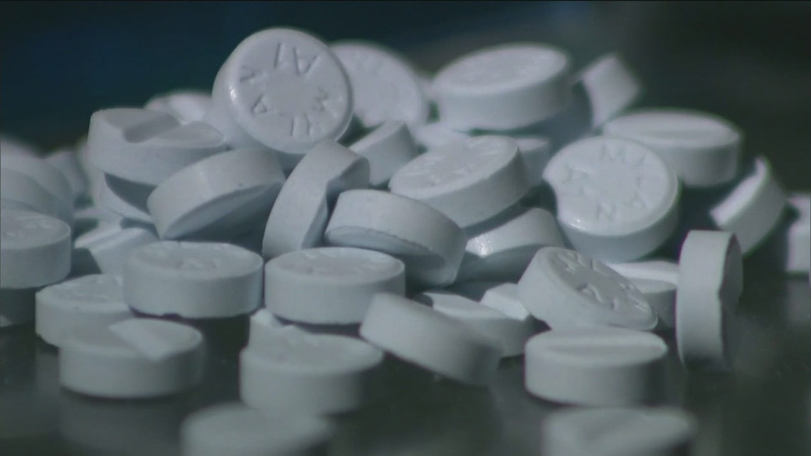 UC San Diego researchers use artificial intelligence to help fight opioid addiction [Video]