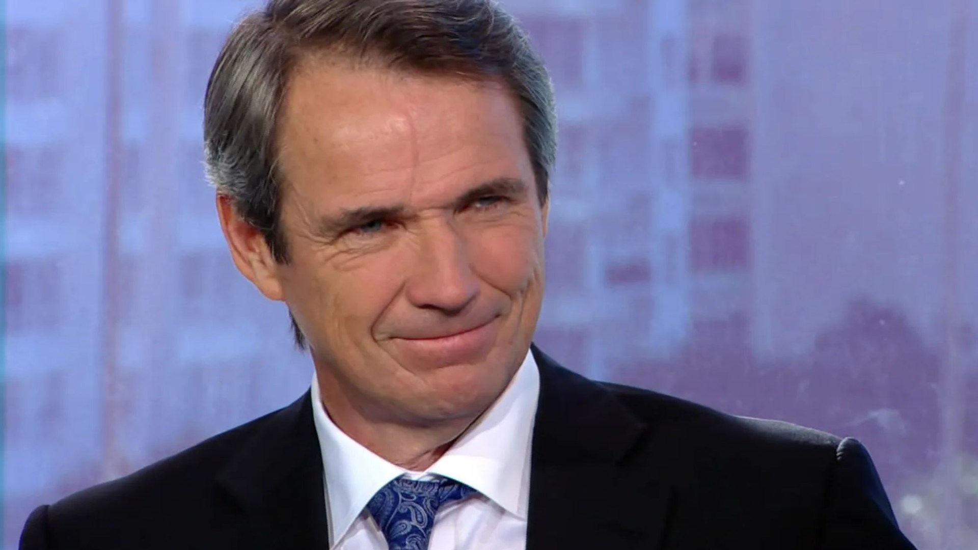 Major Alan Hansen health update as Liverpool legend is released from hospital after suffering serious illness [Video]