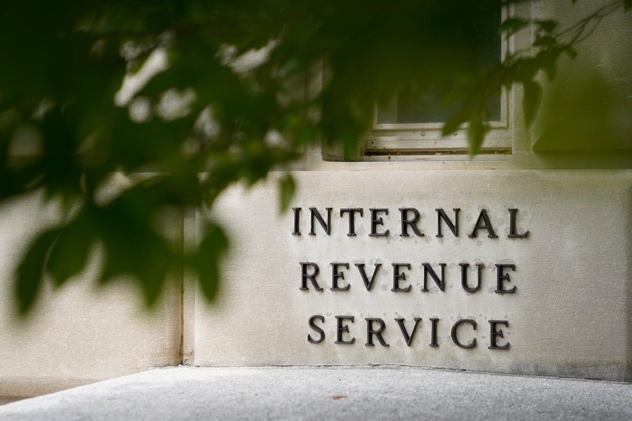 IRS issues rare public apology [Video]