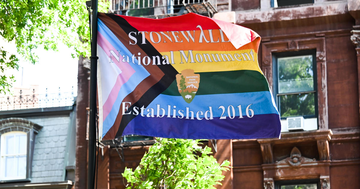 Biden visits NYC’s Stonewall National Monument to mark 55 years since riots [Video]