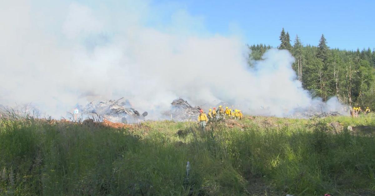 Firefighters wrap up week-long wildfire training in Sweet Home with big burn | News [Video]