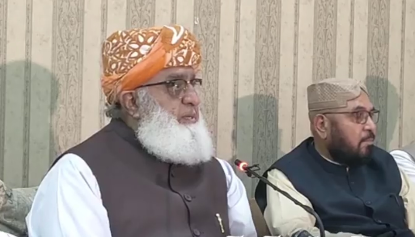 Maulana Fazlur Rehman reveals KP government gives protection money to TTP [Video]