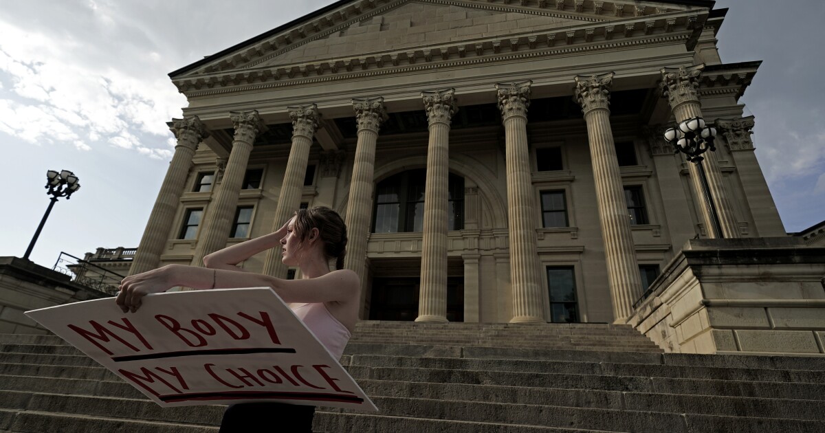 New anti-abortion laws go into effect in Kansas despite governor’s veto [Video]