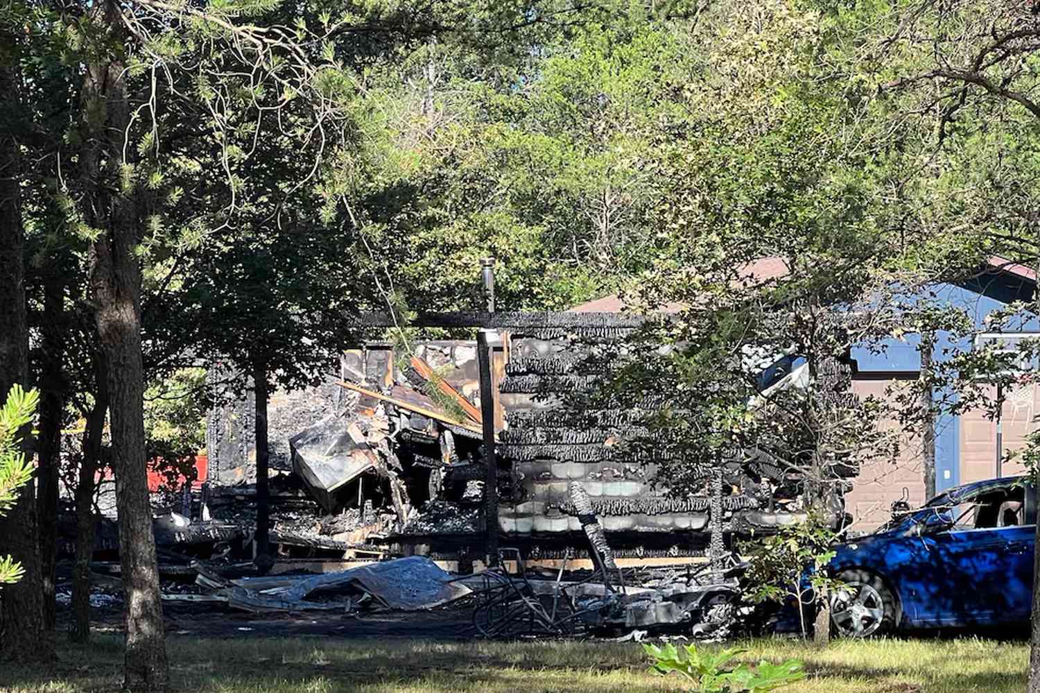 Pastor and 3 Grandchildren Among Family Members Killed in House Fire [Video]