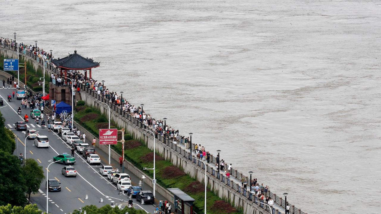 China launches emergency response for flood-hit Anhui [Video]