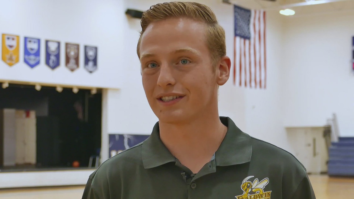 Gilbert man ready for volunteer opportunity at 2024 Olympics [Video]