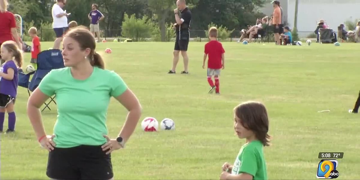 Eastern Iowa communities seeing need for volunteers in community sports [Video]