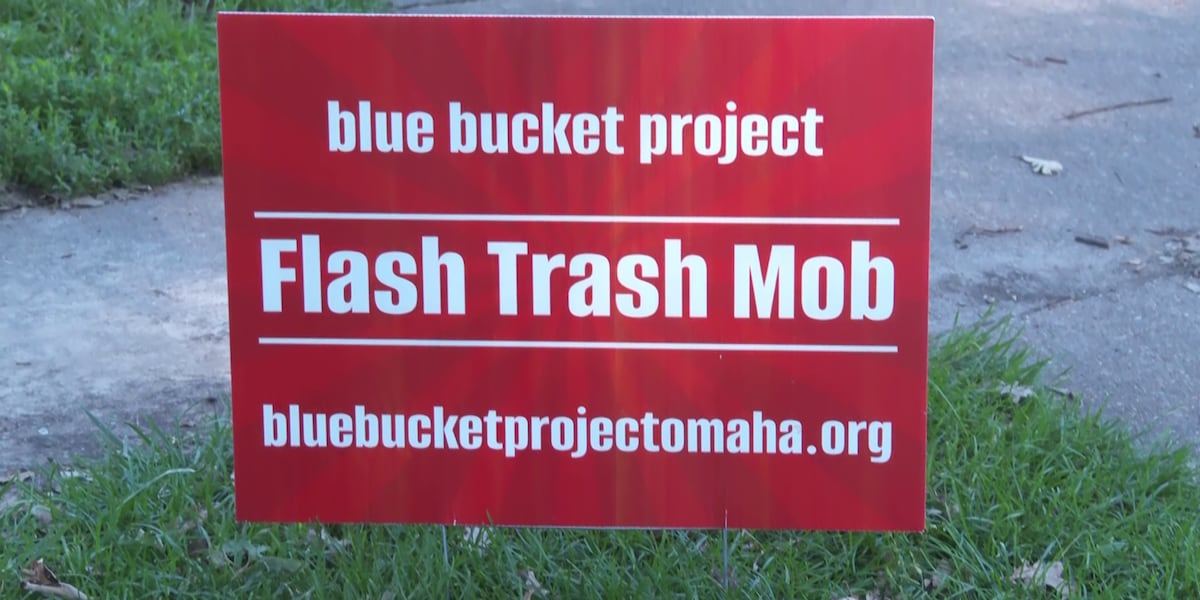 Volunteers help pick up trash at Hanscom Park after July 4th holiday [Video]